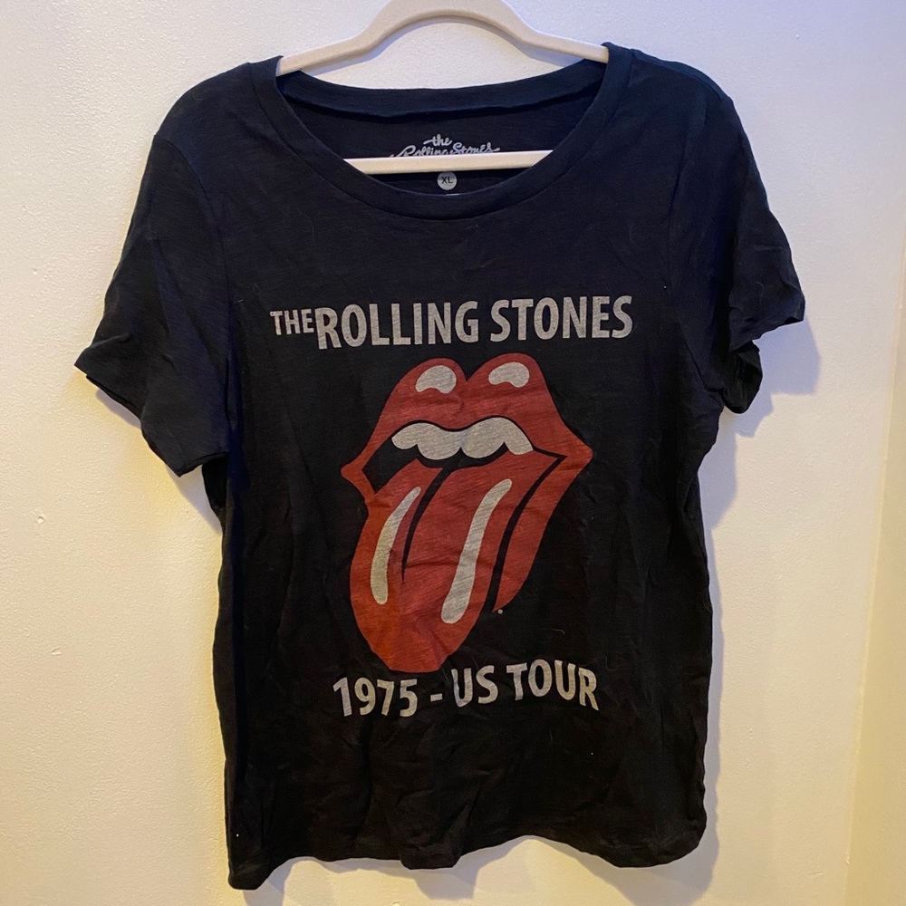 Women’s Rolling Stones graphic tee